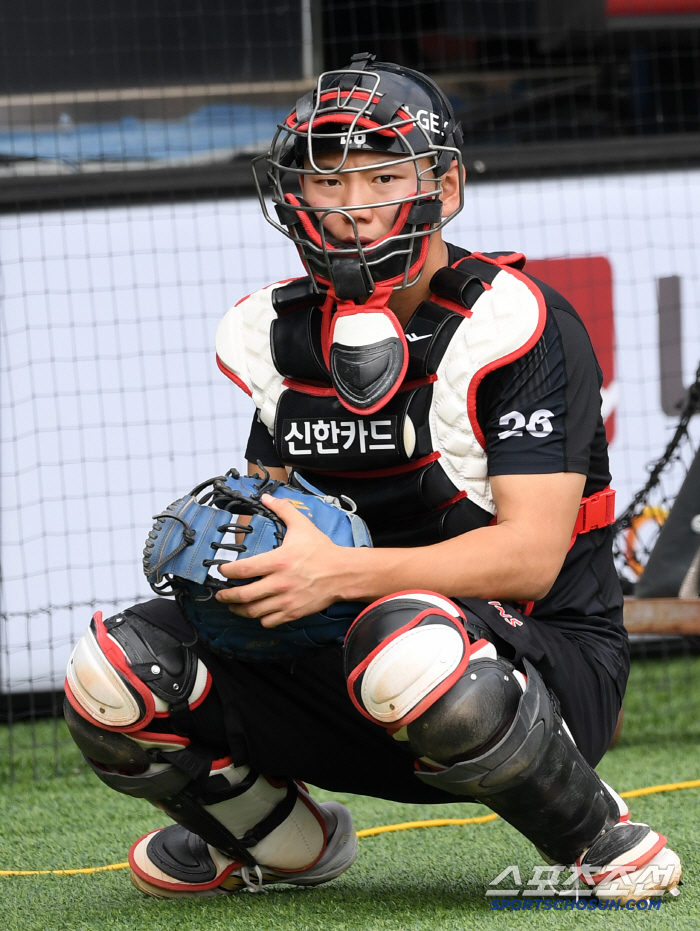 Tiger teacher Park Kyung-wan coach catcher Kim Sung-woo Lee Ju-heon emphasizes basic skills 