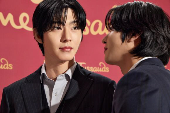 'Who's the real one?' Ahn Hyo-seop met a wax figure The greatest doppelgänger ever appeared