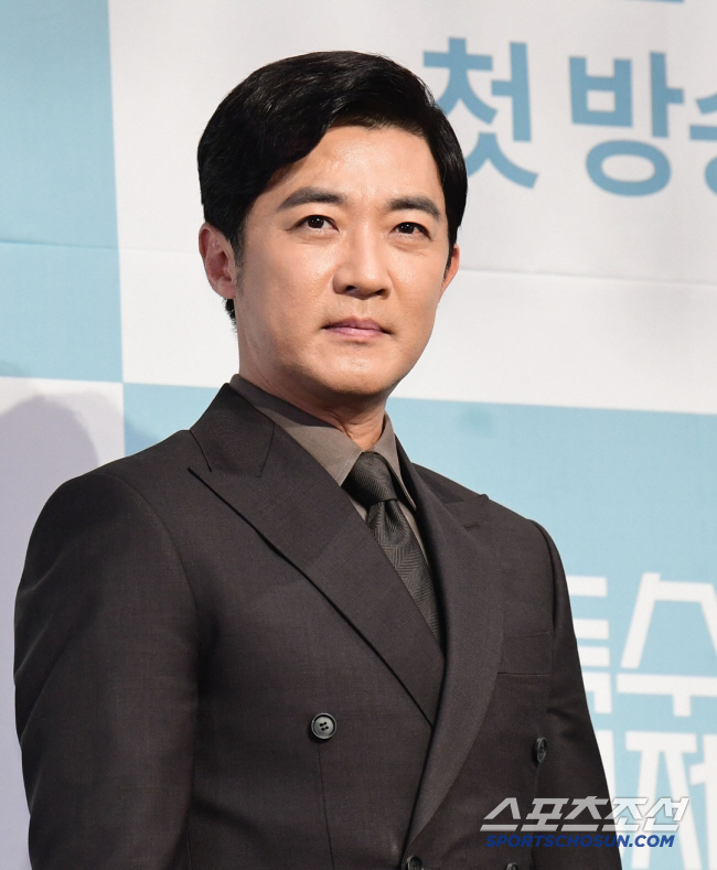 Ahn Jae-wook, 5 hours of acute cerebral hemorrhage, major surgery alone cost 500 million won, and 50% chance of living together (Let's live together)