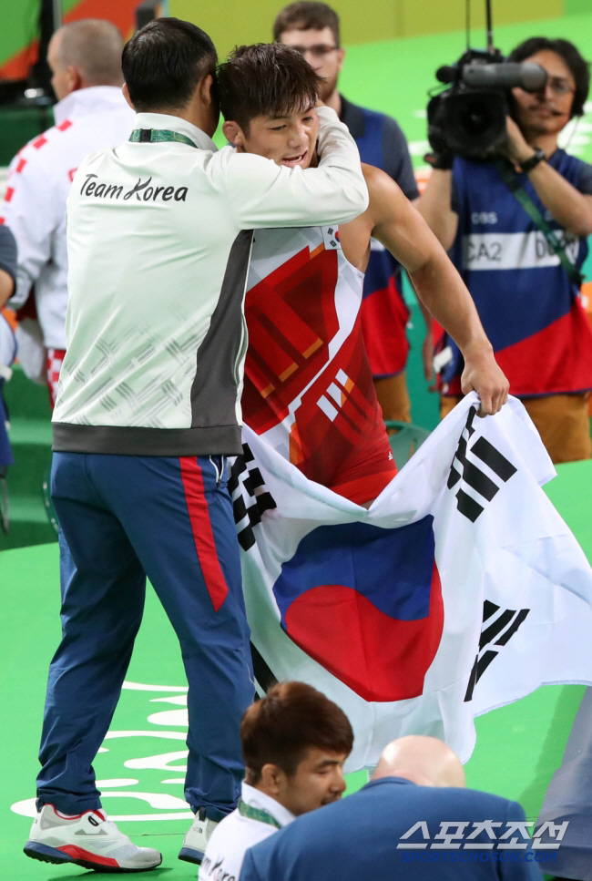 Another Olympic Kim sports organization leader is born! Wrestling legend Park Jang-soon became chairman of the Sports Safety Foundation