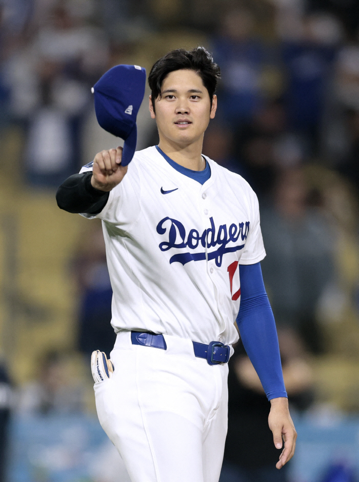 Sasaki also opened her mouth on the street and shook her head! Ohtani's 55 home runs, 37 steals, pace, caught up with Judge