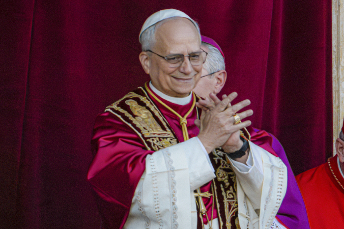 Why is this the new pope, Ronaldo rather than Messi! Regulation patience and competitive desire highly appreciated
