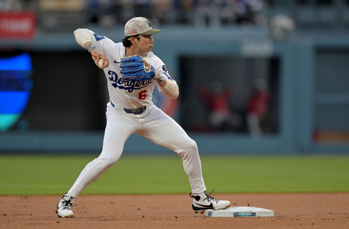 9 consecutive on-base hits 3G in a row! Kim Hye-sung's batting average of 0.452 is high, LAD 26 LAA