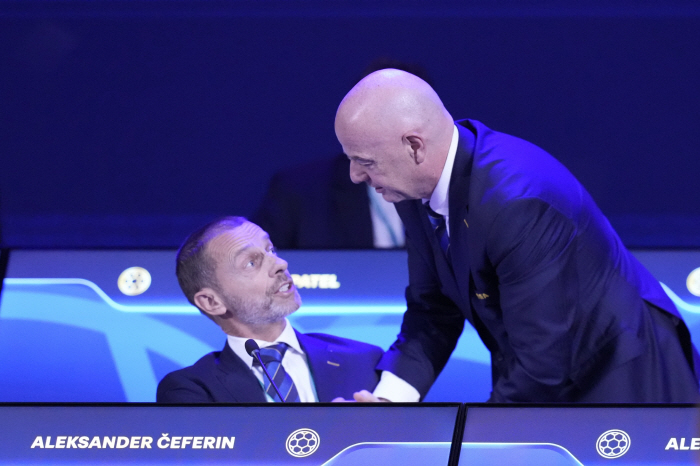 Are You a Politician? Loyal to Trump Attends Late to FIFA President's General Assembly, Furious at UEFA