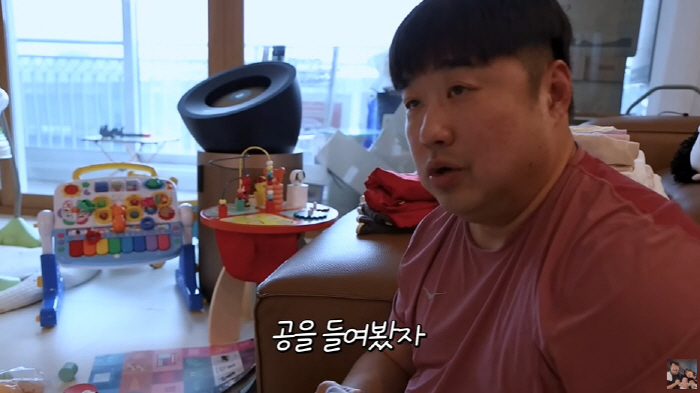 Lee Eun-hyung, 275 days old, sobbing after hearing your mom's sound ♥ Kang Jae-joon's dad? I'm sad. (KiU TV)