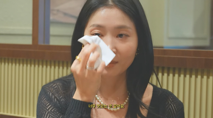 Oh Yoon-ah, I'm worried that people will see the scar unsightly because of the major surgery for developmental disabilities