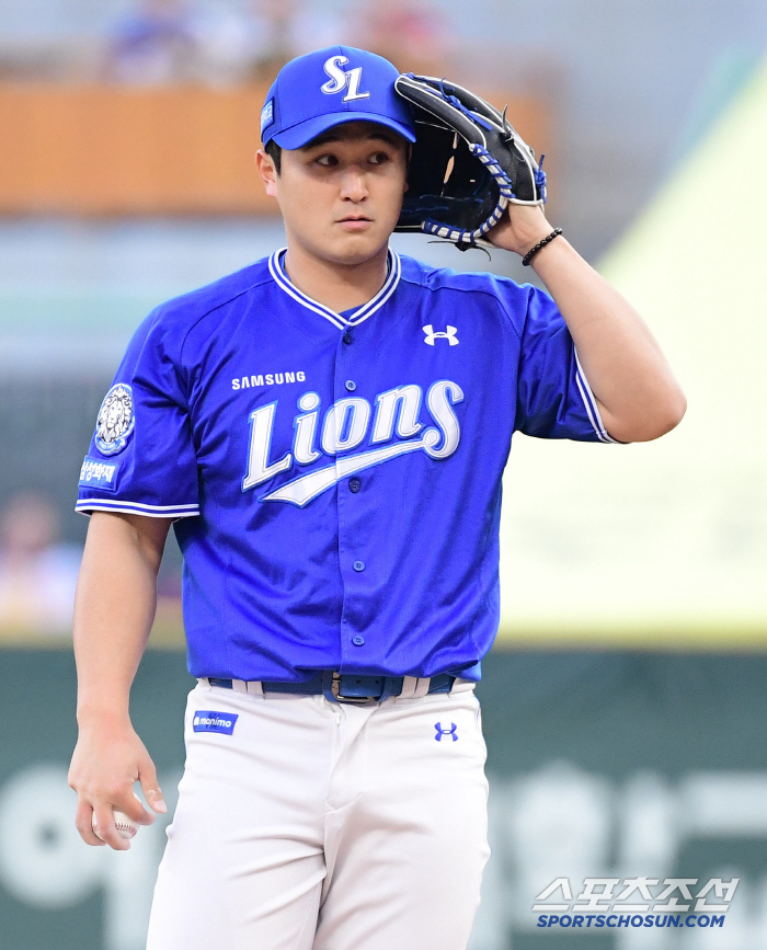 Shoulder shot Venkle crisis → Right arm hit directly by the ball...7 billion starts, 5 runs, and a direct hitI guess I.Replacement after 3 innings 