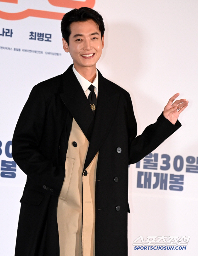Are you married to Ik-soon..Unseuljeon Kim Junwan finger ring → What is your answer? (I missed you)