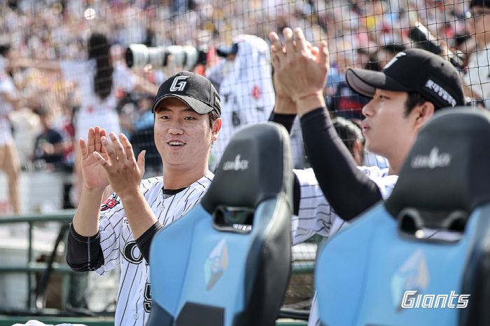 Hanwha Come Out! Headshot Venkle Can't Stop Lotte...Jeon Min-jae 3 points → Kim Won-joong 3 consecutive saves → Samsung Series Sweep