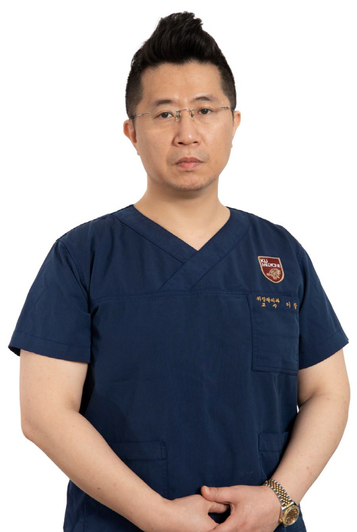 Robotic stomach cancer surgery using joint energy cutting machines...Lymph node resection, less burden