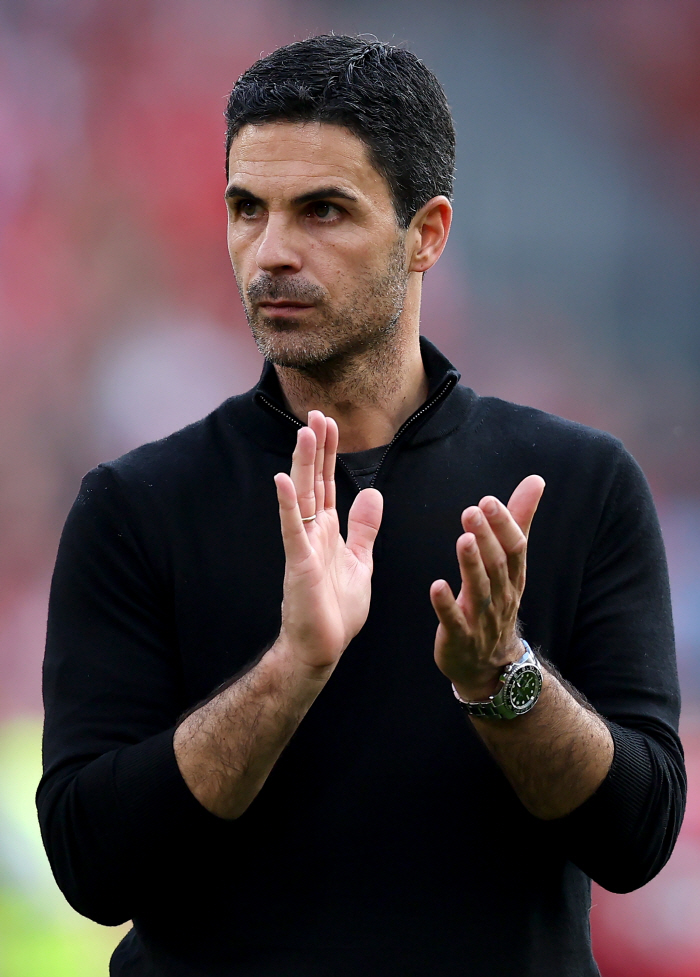 Arsenal are dissatisfied with Arteta's performance in front of no spectators this season, but I will give my life and death to win the championship
