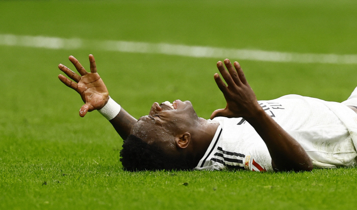 Don't even mention Ballon d'Or for the time being. World's No. 1 ransom-hating superstar