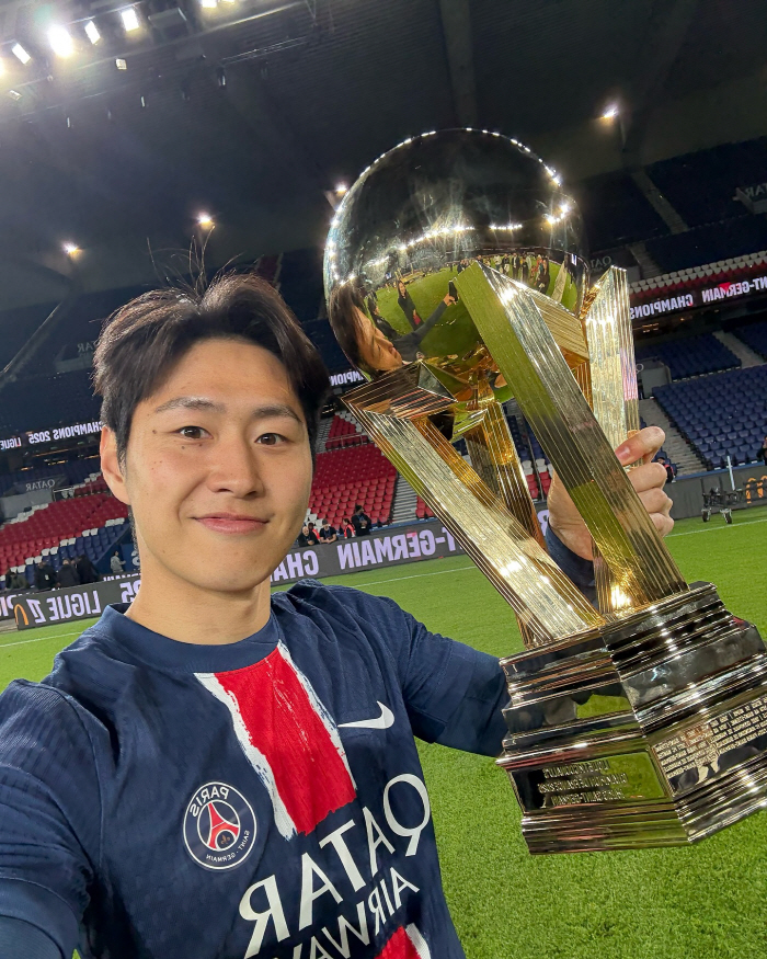 Lee Kang-in, combined with the winning duo, is amazing! It's going to hit 31.2 billion...Conte's transfer to Naples → Scudetto?