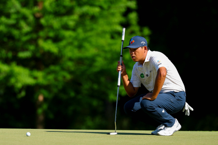 Shaken, but surprising resilience, the trend is Scheffler, the third major winner, and Kim Si-woo's first top 10 major achievement