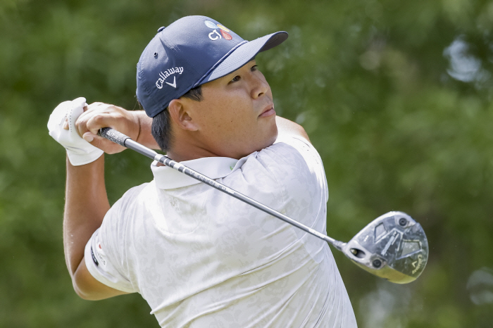 Shaken, but surprising resilience, the trend is Scheffler, the third major winner, and Kim Si-woo's first top 10 major achievement