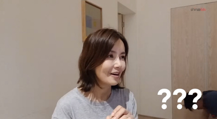 Shin Ae-ra catches ♥ Cha In-pyo crawling secretly in the middle of the night. I'm so scared