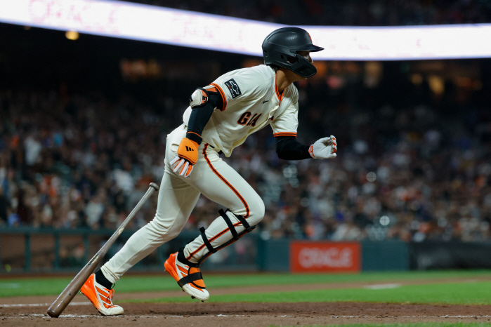 Bob Melvin was right. .356, Lee Jung-hoo's overwhelming batting average of 2nd Flores and clutch total, second overall in RBIs
