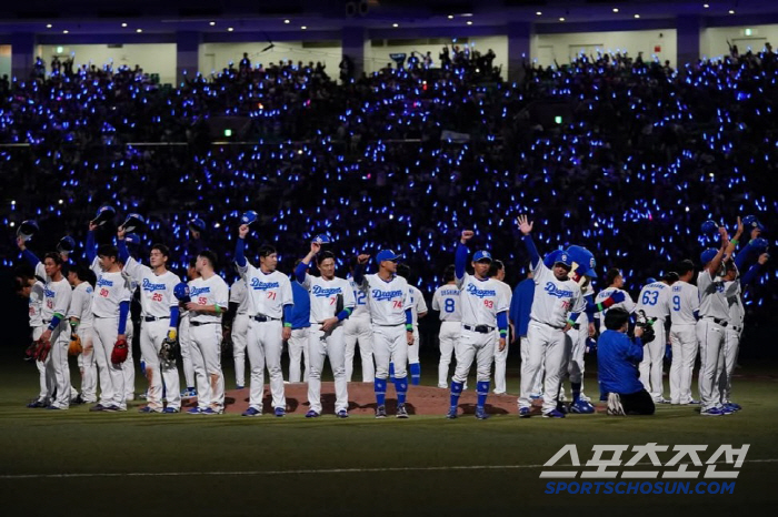 He returned to his former team after 20 years because he was afraid of losing trust, and a pitching coach investigated the police through online gambling