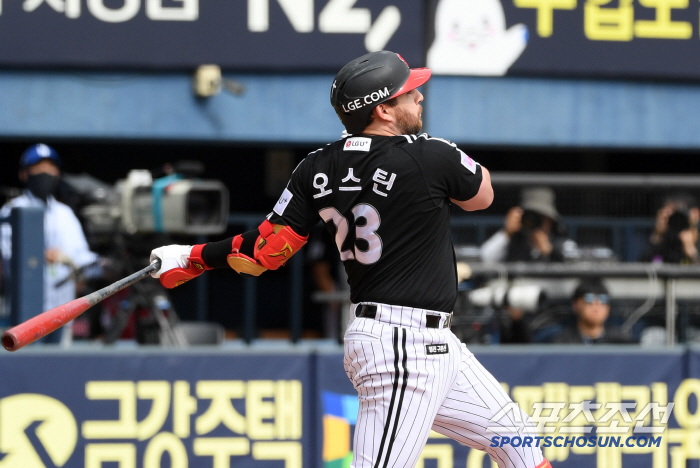 Hong Chang-ki's season out is a sudden shock, but Park Dong-won and Austin, who are second in home runs, are also excluded from the starting lineup (Busan site)