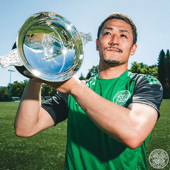 Japan's fever has turned upside down, too!33 goals and 12 assists top scorer league MVP all-time performance, and Leeds West Ham are interested in EPL transfer rumors
