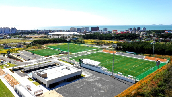 K-Air Dome @Boryeong Field One, Park Ji-sung, succeeded in winning an order for Boryeong Football Training Center and localized model