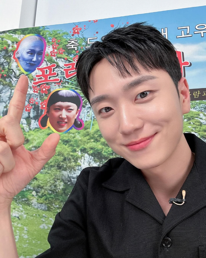 Ko Woo-rim across the country, ♥ The smile couple rings brightened with the excitement of getting married to Kim Yeon-ah also sparkles