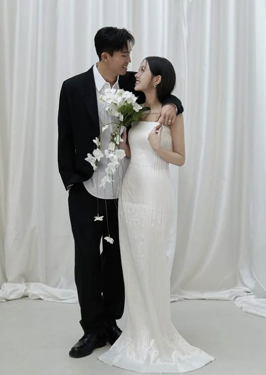 Lee Kwang-ki is looking at his son-in-law at Kook University...Soccer player Jung Woo-young looks like Son Ye-jin ♥ Marries Lee Yeon-ji