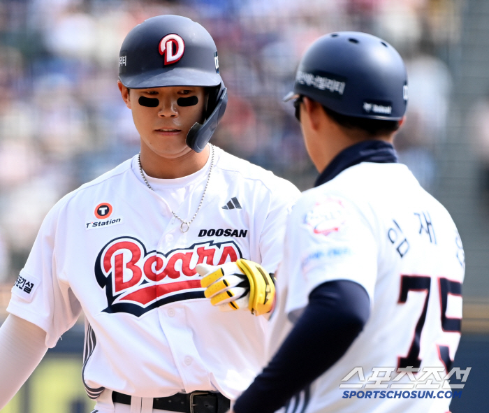 Oh, my God. I'm starting today.. Doosan got injured again! Shortstop Park Joon-young's first team was canceled → Lee Sun-woo, a high school graduate rookie, called up