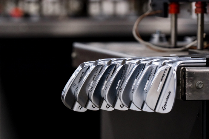 Rory McIlroy, do I have an iron?  Career Grand Slam Celebration RORS PROTO 200 Sets Limited Release