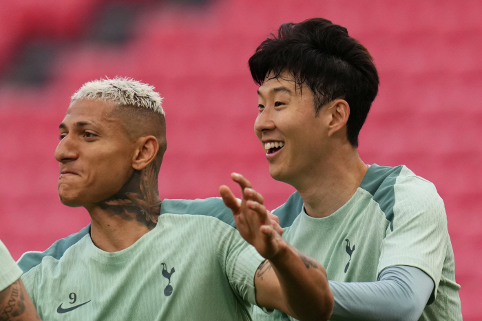  Son Heungmin's shooting sense is back! Showing sharpness in the last training session