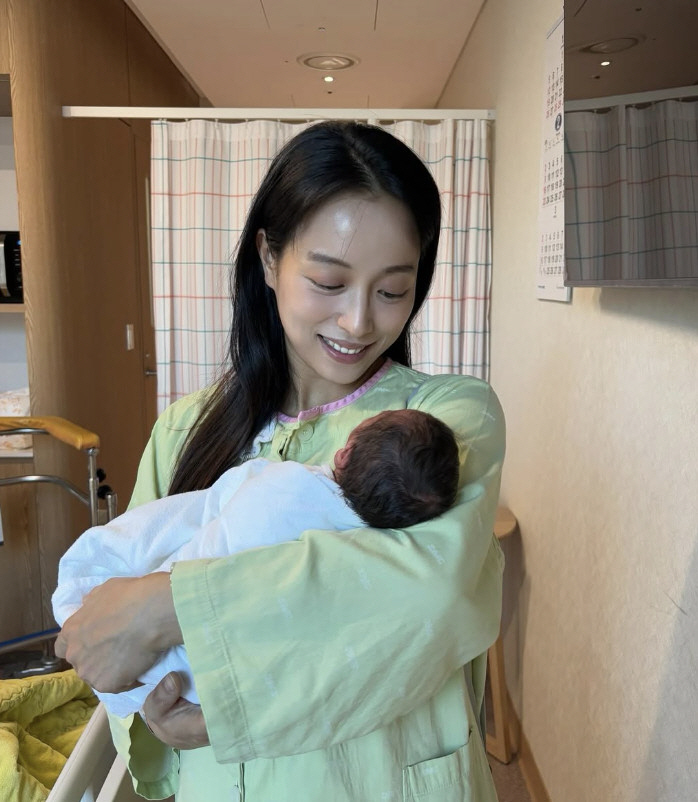 Do you know Lim Hyun-joo who gave birth to her second child, as soon as she returned to MBC, her face is familiar with the news of the breakup. Full Story