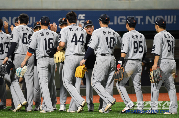 Hanwha's winning formula proved by Moon Dong-ju's 5th win, now it's Hwang Jun-seo's time
