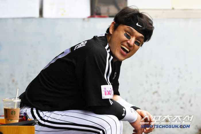 I'll try to win 600 games. Moon Sung-joo's first top hitter. Austin, Park Dong-won return to the starting lineup 