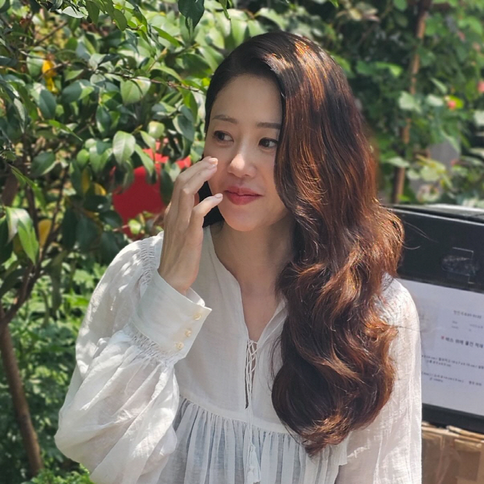 Ko Hyun-jung's health concern after a sudden change in her face as she gained cheek fat