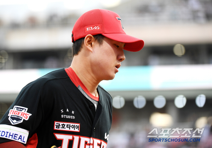 Lee Beom-ho came in and got really angry, a ridiculous error Choi Won-joon replaced the reprimand in the first inning