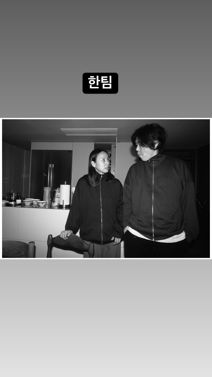 Lee Hyo-ri ♥ Lee Sang-soon, a couple of 13 years of marriage who are very close and hugging each other without a gap of 1cm