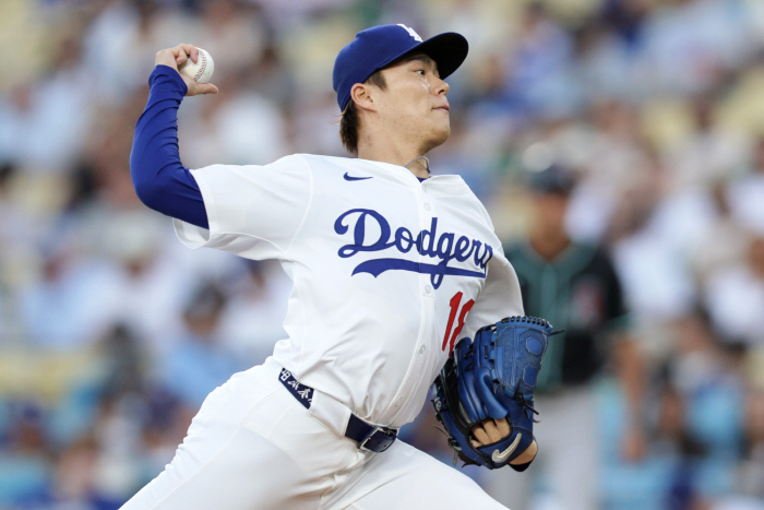 No heater until the 6th episode! That's why I gave him the highest amount of pitching, Yamamoto saved the Dodgers for four consecutive innings with 9K scoreless runs