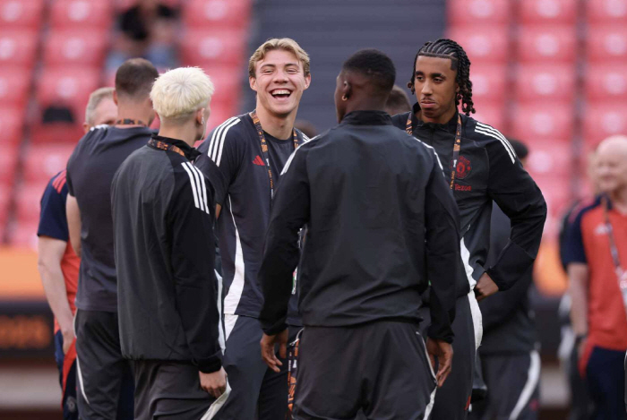  You said the season is out... Manchester United's good news, humiliated Tottenham for three consecutive losses this season → 3 injured OUT players are returning