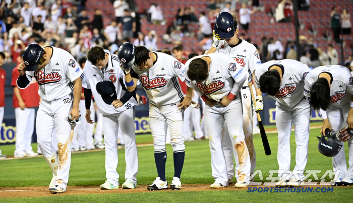 Tough 9th place, finally the special reinforcements are coming...a 15-win pitcher's return restart