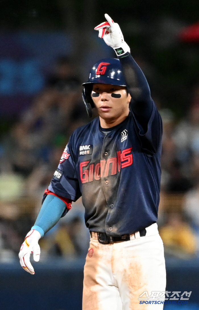 What should we do about Lotte without Ma Huang? Rising Sun-byul, batting average of 0.342 Lotte Athletics No. 2 → Leadoff stands tall 