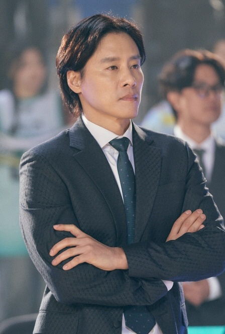 Woo Ji-won, script instead of basketball...Dunking on the small screen as a cathode actor?