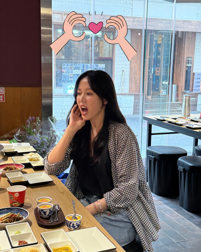 It's the same for a top star..Hyun Bin ♥ Son Yejin, beer and cup noodles are healing