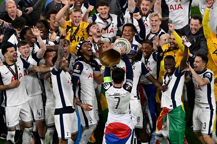 Kane, we won too!Congratulations, Sonke Duo has something close to each other. Escape side by side in 2025 