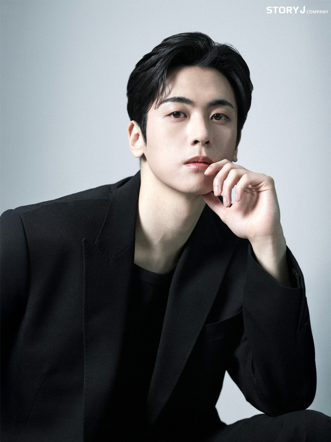 Kim Seok-joo, Kim Tae-hee, Seo In-guk, and 'Actor with a colorful face.'