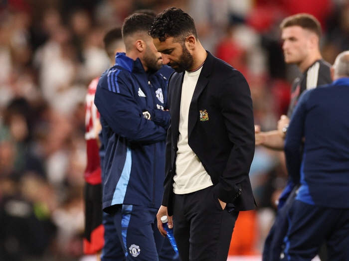 Leaving Manchester United Without Penalty Amorim for Europa Winning Frustration, Shocking Exploitation...Manchester United's board of directors  fans requesting confidence