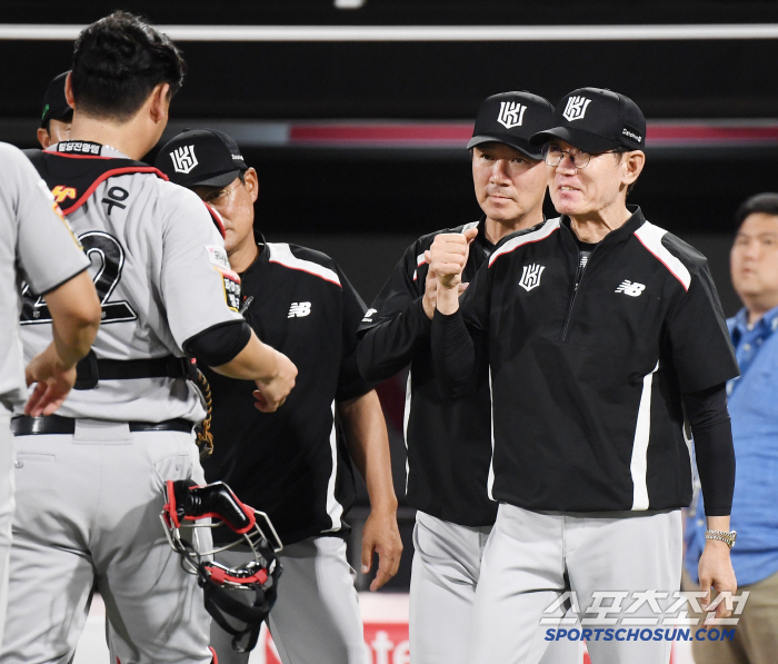 The masters and coaches who bowed to the rebelled player were also surprised What's the reason? 