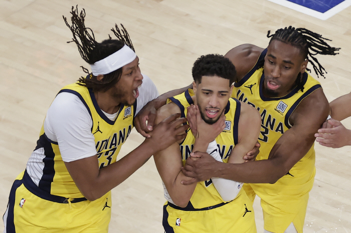 A one-minute miracle. Indiana's turnaround. With ace Halliburton, the team wins the first round of the Eastern Final against the New York Knicks after extra-time blood fight