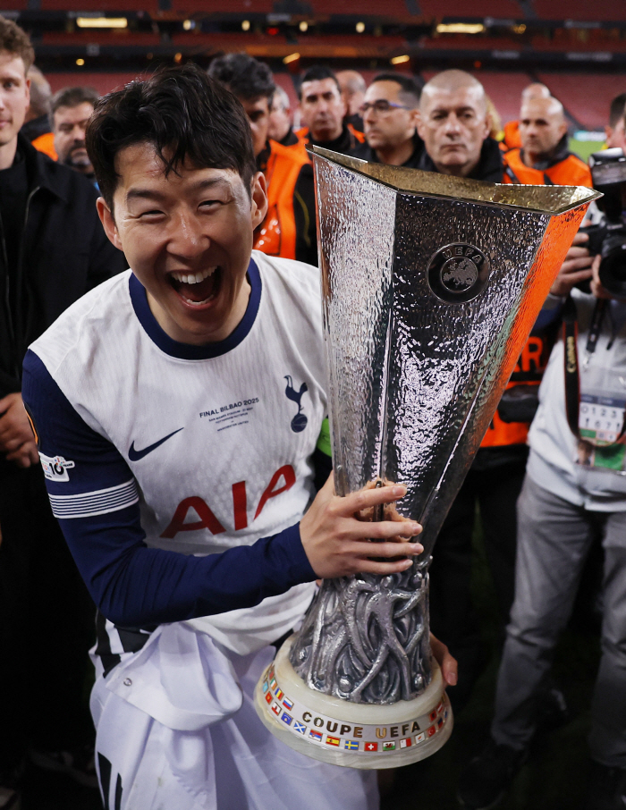 Son Heung-min, the best player in the history of Hyundai Tottenham, becomes a legend beyond Kane as Tottenham's best player in the 21st century