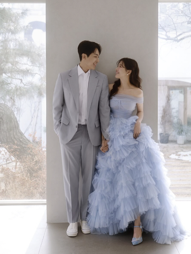 Park Hana and Kim Tae-sool Share Wedding Pictorials Ahead of June Ceremony
