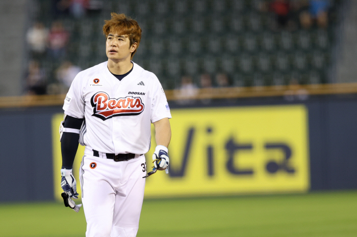 You flew 120m and it's not a home run?It's so hard to get to Jamsil's biggest gun